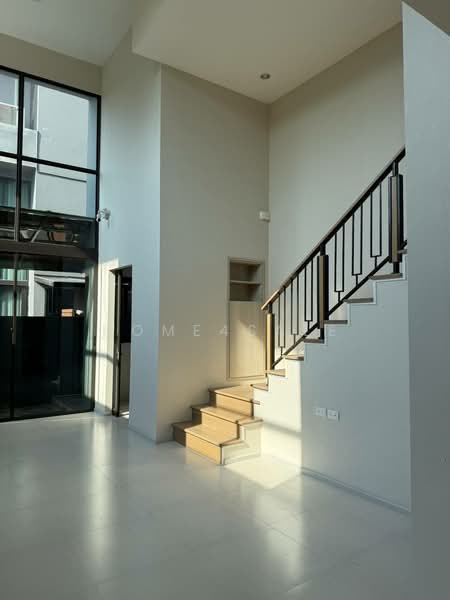 Estara Haven Pattanakan 20, Bangkok, Phatthanakan 20, Phatthanakan Road, Suan Luang, Bangkok, 3 Bedrooms, 220 sqm, Townhouse For Rent, by Home4sale, 500338448 - DDproperty.com