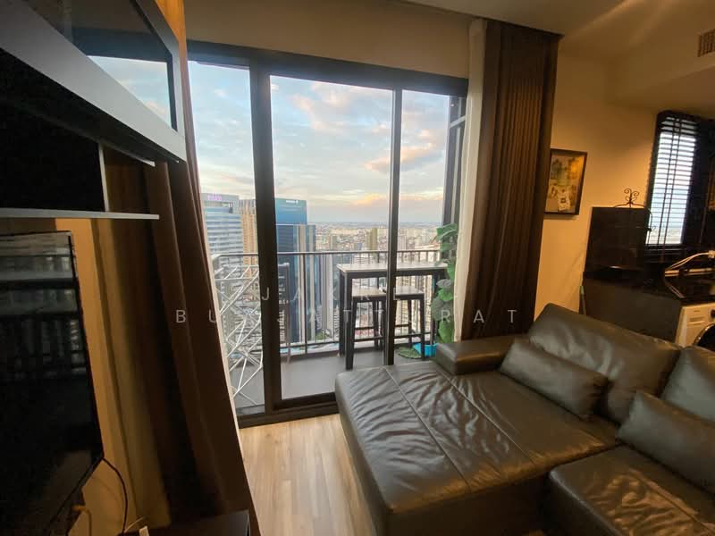 The Line Jatujak-Mochit, Bangkok, Phaholyothin Road, Jom Phon, Chatuchak, Bangkok, 2 Bedrooms, 53 sqm, Condo For Sale, by Jakree Buajatturat, 500338482 - DDproperty.com