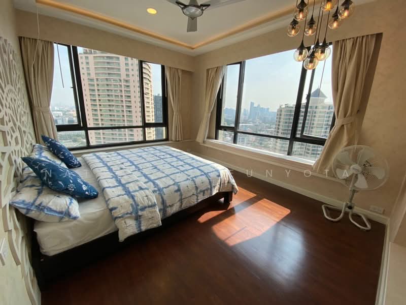 Baan Piya Sathorn, Bangkok, Soi Suanplu (Sathorn Soi 3) South Sathorn Road, Thung Maha Mek, Sathon, Bangkok, 3 Bedrooms, 137 sqm, Condo For Sale, by Nattapat Reunyota, 500338525 - DDproperty.com