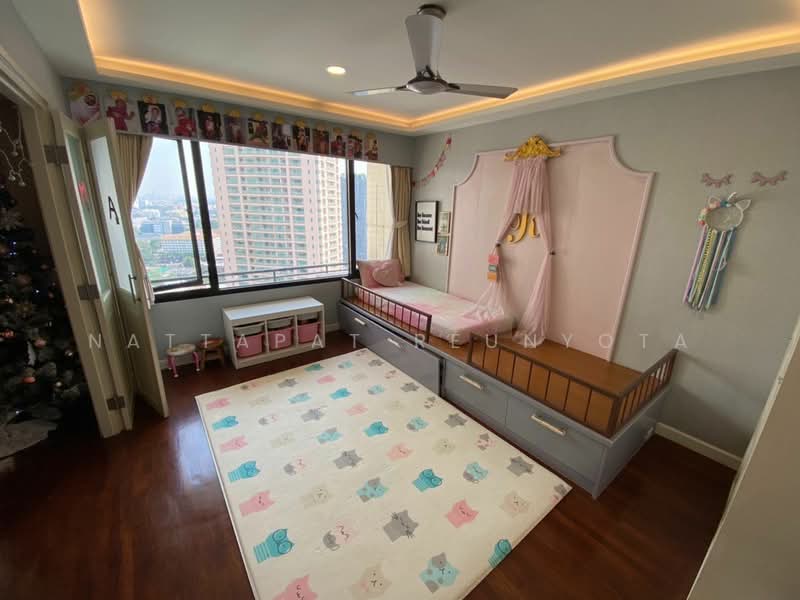 Baan Piya Sathorn, Bangkok, Soi Suanplu (Sathorn Soi 3) South Sathorn Road, Thung Maha Mek, Sathon, Bangkok, 3 Bedrooms, 137 sqm, Condo For Sale, by Nattapat Reunyota, 500338525 - DDproperty.com
