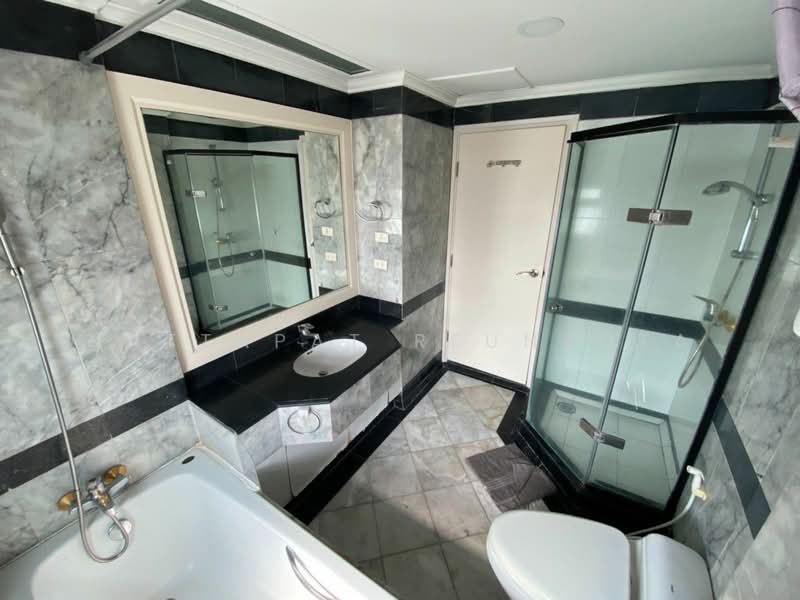 Baan Piya Sathorn, Bangkok, Soi Suanplu (Sathorn Soi 3) South Sathorn Road, Thung Maha Mek, Sathon, Bangkok, 3 Bedrooms, 137 sqm, Condo For Sale, by Nattapat Reunyota, 500338525 - DDproperty.com