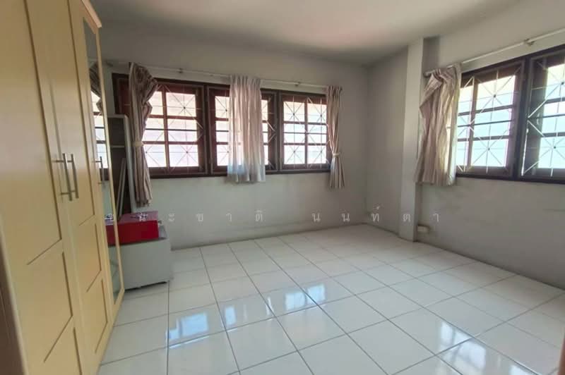 หมู่บ้านเลิศอุบล 2 (ซอยลาดพร้าววังหิน 60), Bangkok, Lat Phrao, Bangkok, 3 Bedrooms, 165 sqm, Semi-Detached House (Twin House) For Sale, by ชนะชาติ นนท์ตา, 500338557 - DDproperty.com