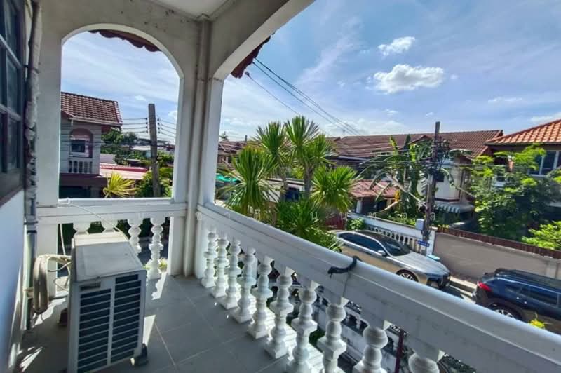 หมู่บ้านเลิศอุบล 2 (ซอยลาดพร้าววังหิน 60), Bangkok, Lat Phrao, Bangkok, 3 Bedrooms, 165 sqm, Semi-Detached House (Twin House) For Sale, by ชนะชาติ นนท์ตา, 500338557 - DDproperty.com
