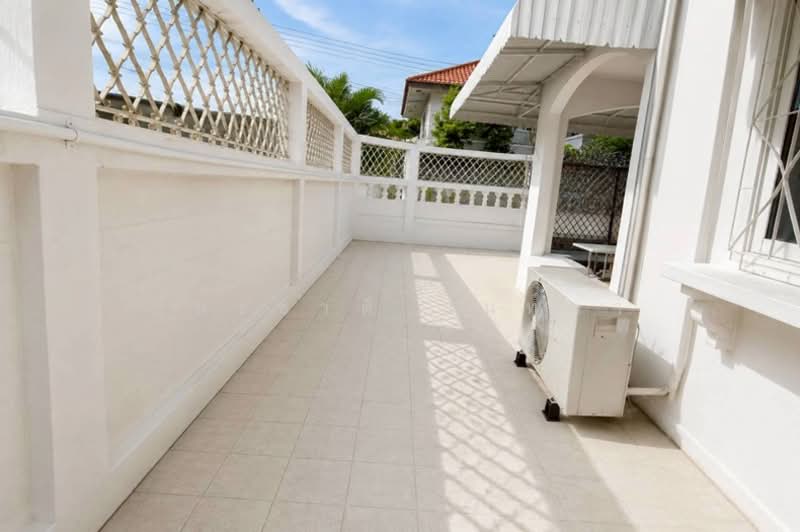 หมู่บ้านเลิศอุบล 2 (ซอยลาดพร้าววังหิน 60), Bangkok, Lat Phrao, Bangkok, 3 Bedrooms, 165 sqm, Semi-Detached House (Twin House) For Sale, by ชนะชาติ นนท์ตา, 500338557 - DDproperty.com