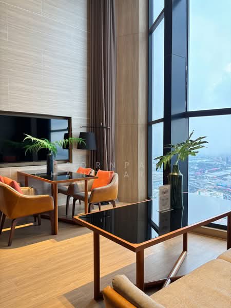 Oka Haus Sukhumvit 36, Bangkok, 3399 Rama 4 Road, Khong Tan, Khlong Toei, Bangkok, 1 Bedroom, 34 sqm, Condo For Sale, by Pornpan Chantharakasemchai, 500338578 - DDproperty.com