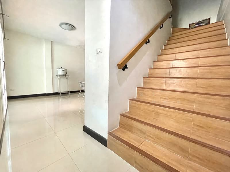 Arinsiri Country Hill, Chon Buri (Pattaya), Huai Kapi, Muang Chon Buri, Chon Buri (Pattaya), 3 Bedrooms, 100 sqm, Townhouse For Sale, by The Best Property แป๋ม, 500338579 - DDproperty.com