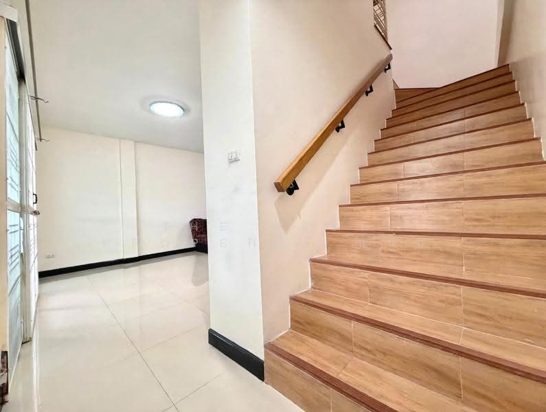 Arinsiri Country Hill, Chon Buri (Pattaya), Huai Kapi, Muang Chon Buri, Chon Buri (Pattaya), 3 Bedrooms, 100 sqm, Townhouse For Sale, by The Best Property แป๋ม, 500338579 - DDproperty.com