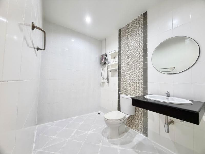 Arinsiri Country Hill, Chon Buri (Pattaya), Huai Kapi, Muang Chon Buri, Chon Buri (Pattaya), 3 Bedrooms, 100 sqm, Townhouse For Sale, by The Best Property แป๋ม, 500338579 - DDproperty.com