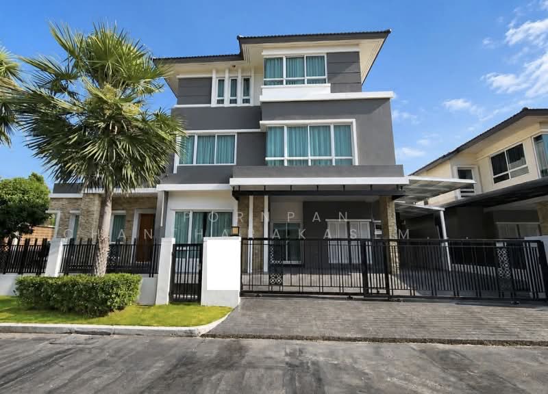 Bangkok Boulevard Rama 9-Srinakarin, Bangkok, Krungthep Kreetha Road, Saphan Sung, Bangkok, 5 Bedrooms, 500 sqm, Single Detached House For Rent, by Pornpan Chantharakasemchai, 500338582 - DDproperty.com