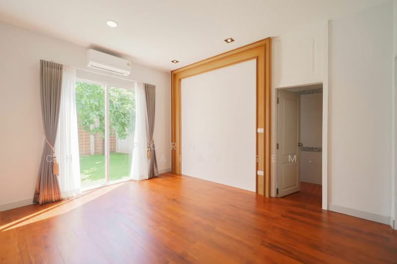 Bangkok Boulevard Rama 9-Srinakarin, Bangkok, Krungthep Kreetha Road, Saphan Sung, Bangkok, 5 Bedrooms, 500 sqm, Single Detached House For Rent, by Pornpan Chantharakasemchai, 500338582 - DDproperty.com