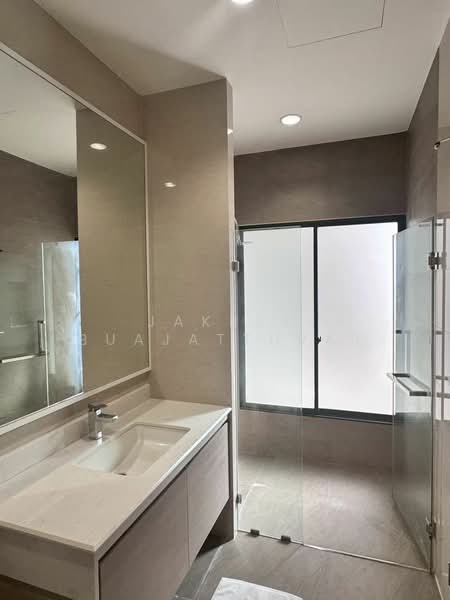 The Park Avenue Private, Bangkok, 219 Krungthep Kreetha Road, Hua Mak, Bang Kapi, Bangkok, 4 Bedrooms, 266 sqm, Single Detached House For Sale, by Jakree Buajatturat, 500338605 - DDproperty.com