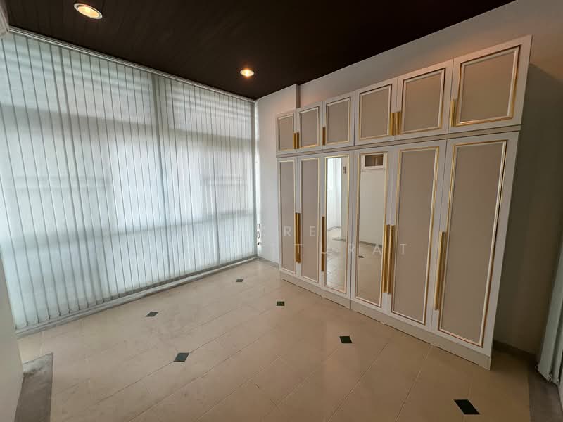 Baan Klang Muang Urbanion Rama 9-Ladprao : บ้านกลางเมือง เออร์บาเนี่ยน พระราม 9-ลาดพร้าว, กรุงเทพ, ซอยลาดพร้าว 84 ถนนลาดพร้าว, วังทองหลาง, กรุงเทพ, 150 ตร.ม., ทาวน์เฮ้าส์ ให้เช่า, โดย Jakree Buajatturat, 500338610 - DDproperty.com