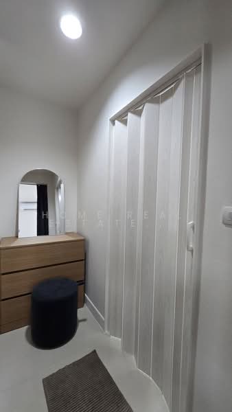 Le Luk Condominium, Bangkok, 1599 291 Sukhumvit Rd, Phra Kanong Nua, Watthana, Bangkok, 1 Bedroom, 45 sqm, Condo For Sale, by HOME Real Estate Service, 500338618 - DDproperty.com