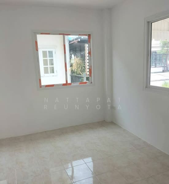4-BR Townhouse, Bangkok, Lat Phrao, Bangkok, 4 Bedrooms, 144 sqm, Townhouse For Sale, by Nattapat Reunyota, 500338663 - DDproperty.com