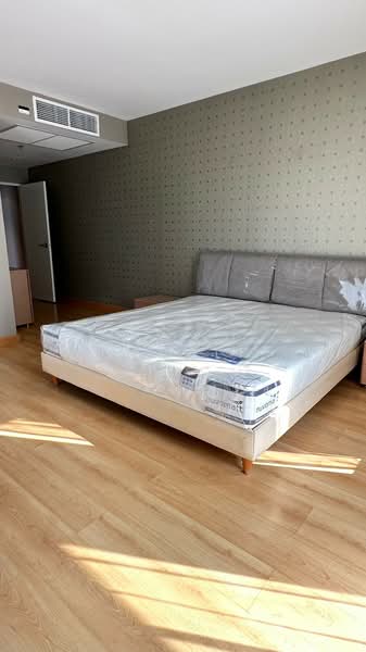 Langsuan Ville, Bangkok, 50 Soi Langsuan, Lumphini, Pathum Wan, Bangkok, 2 Bedrooms, 136 sqm, Condo For Rent, by Simon Decalf, 500338702 - DDproperty.com