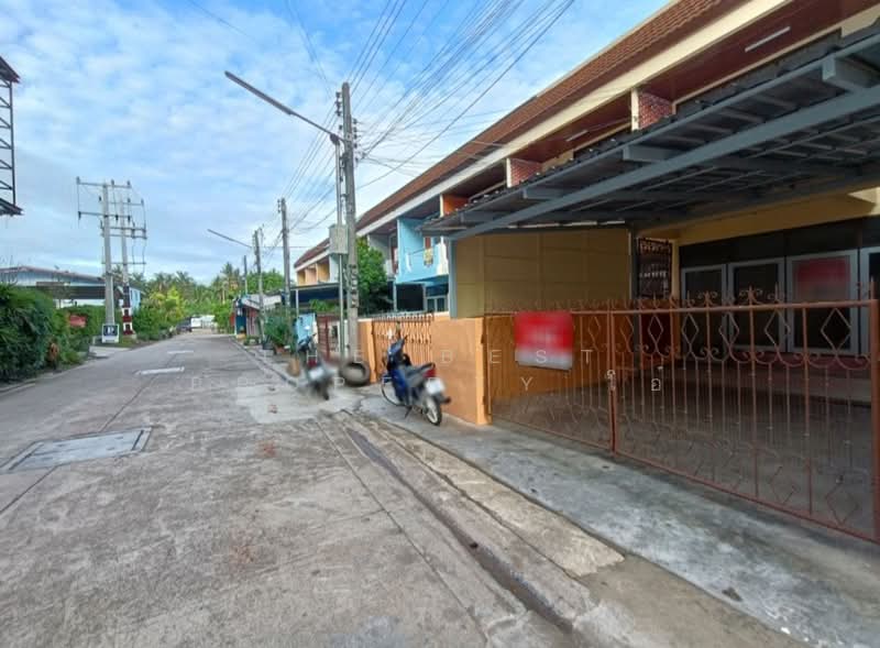 ทาวน์เฮ้าส์แม่กลอง สมุทรสงคราม, Samut Songkhram, Mae Klong, Muang Samut Songkhram, Samut Songkhram, 1 Bedroom, 100 sqm, Townhouse For Sale, by The Best Property โอ๋, 500338725 - DDproperty.com