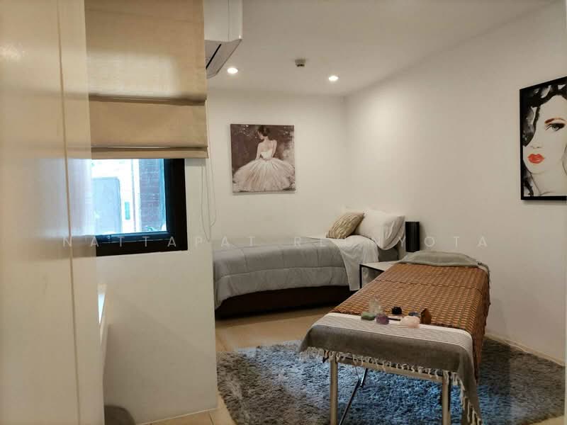 Baan Ananda, Bangkok, Sukhumvit 61, Khlong Tan Nua, Watthana, Bangkok, 3 Bedrooms, 150 sqm, Condo For Sale, by Nattapat Reunyota, 500338726 - DDproperty.com