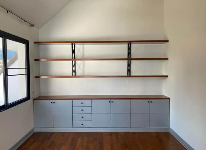 บ้าน 4-ห้องนอน, กรุงเทพ, คลองตันเหนือ, วัฒนา, กรุงเทพ, 300 ตร.ม., บ้านเดี่ยว ให้เช่า, โดย Pasupit Ditbanjong, 500338728 - DDproperty.com