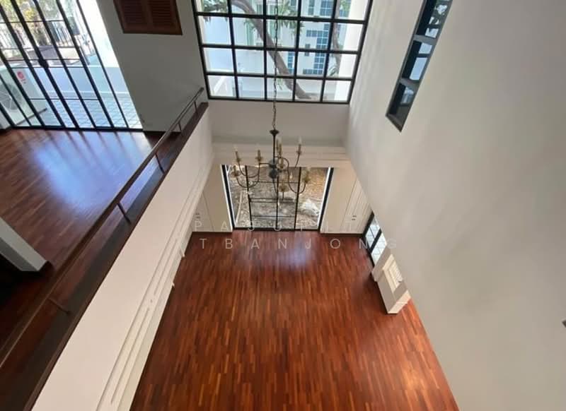 4-BR House, Bangkok, Khlong Tan Nua, Watthana, Bangkok, 4 Bedrooms, 300 sqm, Single Detached House For Rent, by Pasupit Ditbanjong, 500338728 - DDproperty.com
