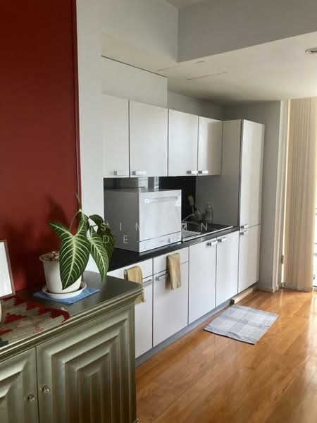 Langsuan Ville, Bangkok, 50 Soi Langsuan, Lumphini, Pathum Wan, Bangkok, 1 Bedroom, 80 sqm, Condo For Rent, by Simomn Decalf, 500338754 - DDproperty.com
