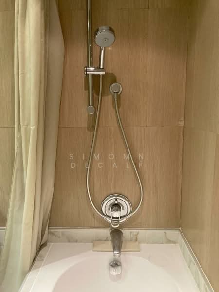 Langsuan Ville, Bangkok, 50 Soi Langsuan, Lumphini, Pathum Wan, Bangkok, 1 Bedroom, 80 sqm, Condo For Rent, by Simomn Decalf, 500338754 - DDproperty.com