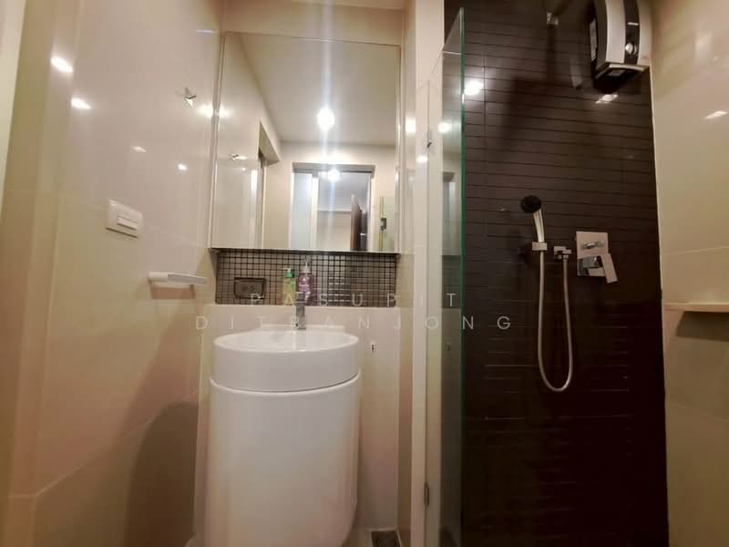 Rhythm Sukhumvit 50, Bangkok, 8 Sukhumvit 50, Sukhumvit Road, Phra Kanong, Khlong Toei, Bangkok, 1 Bedroom, 35 sqm, Condo For Rent, by Pasupit Ditbanjong, 500338759 - DDproperty.com