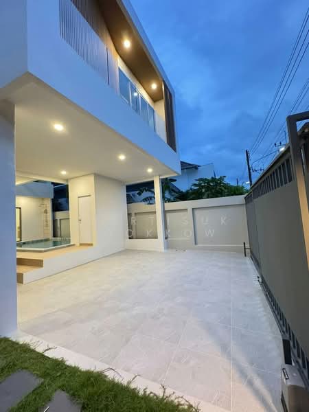 4-BR House, Phuket, Kathu, Phuket, 4 Bedrooms, 200 sqm, Single Detached House For Sale, by Keartisuk Sookkow, 500338774 - DDproperty.com