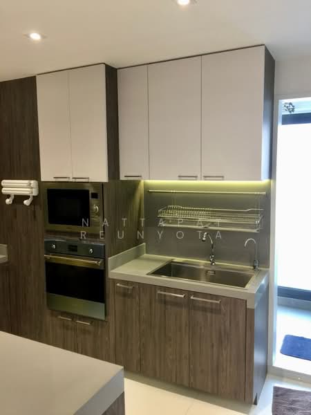 Royal Castle Sukhumvit, Bangkok, 30 Soi Sukhumvit 39, Khlongtoei Nua, Watthana, Bangkok, 3 Bedrooms, 191 sqm, Condo For Sale, by Nattapat Reunyota, 500338793 - DDproperty.com
