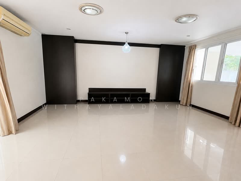 Noble Park Bangplee, Samut Prakan, Soi Noble Park Village, Bangphli Yai, Bang Plee, Samut Prakan, 3 Bedrooms, 180 sqm, Single Detached House For Sale, by Pakamon Withayaladakun, 500338812 - DDproperty.com
