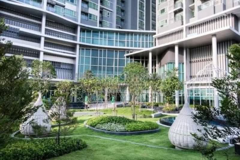Life Ratchadapisek, Bangkok, 279 Ratchadapisaek Road, Huai Khwang, Bangkok, 2 Bedrooms, 46 sqm, Condo For Sale, by Nattapat Reunyota, 500338813 - DDproperty.com