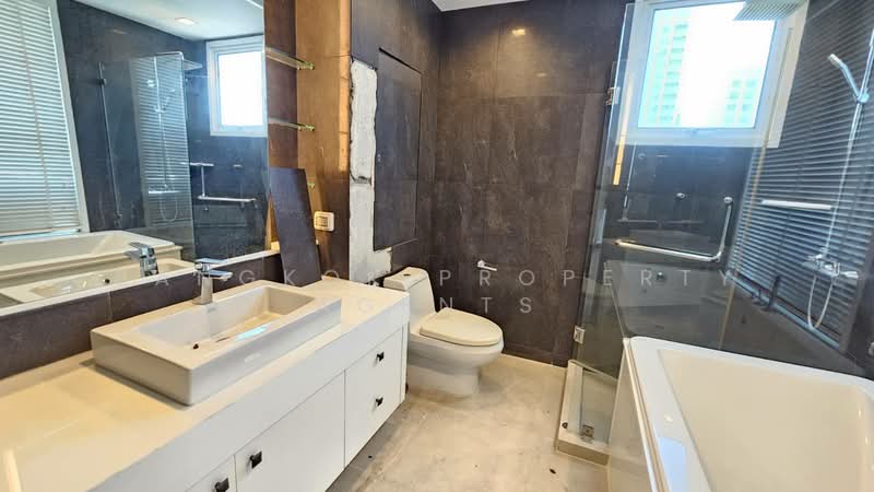 Ideal 24, Bangkok, 85 Sukhumvit 24 Alley, Khong Tan, Khlong Toei, Bangkok, 4 Bedrooms, 328 sqm, Condo For Rent, by BANGKOK PROPERTY AGENTS, 500338852 - DDproperty.com
