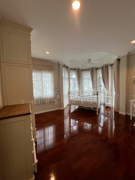 Fantasia Villa 4 : แฟนตาเซีย วิลล่า 4, กรุงเทพ, ซอยบางนา-ตราด33, บางนา, กรุงเทพ, 350 ตร.ม., บ้านเดี่ยว ให้เช่า, โดย Tarit Chinsomboon, 500338859 - DDproperty.com