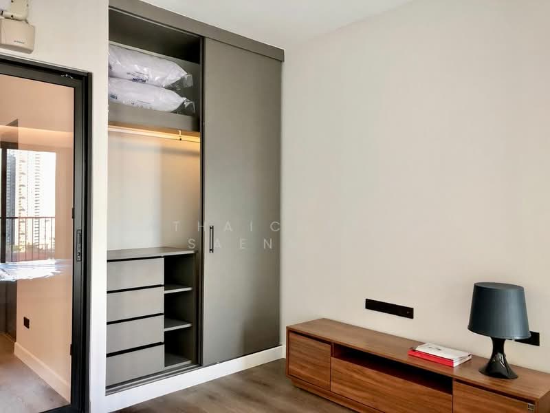 Noble Solo, Bangkok, 988 Thong Lo, Khlong Tan Nua, Watthana, Bangkok, 1 Bedroom, 40 sqm, Condo For Rent, by Hathaichanok Saenset, 500338864 - DDproperty.com