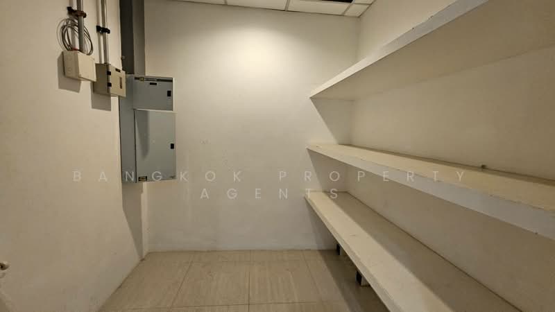 Ideal 24, Bangkok, 85 Sukhumvit 24 Alley, Khong Tan, Khlong Toei, Bangkok, 4 Bedrooms, 326 sqm, Condo For Rent, by BANGKOK PROPERTY AGENTS, 500338870 - DDproperty.com