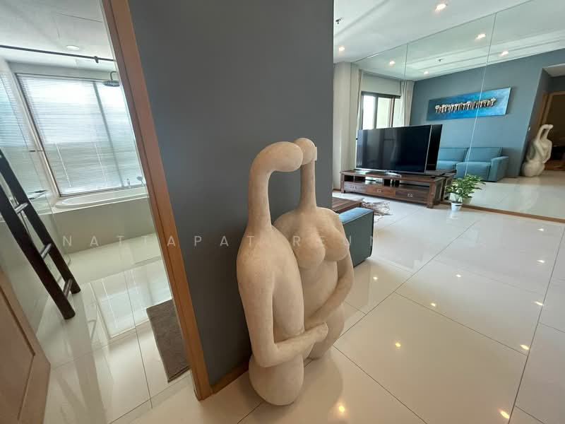 The Emporio Place, Bangkok, 93 Soi Sukhumvit 24, Sukhumvit Road, Khong Tan, Khlong Toei, Bangkok, 1 Bedroom, 65 sqm, Condo For Sale, by Nattapat Reunyota, 500338920 - DDproperty.com