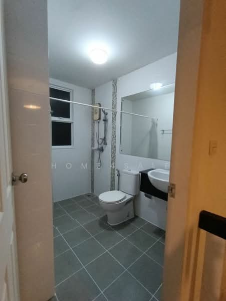 Town Plus X Ladprao, Bangkok, Khlong Chan, Bang Kapi, Bangkok, 3 Bedrooms, 200 sqm, Townhouse For Rent, by Home4sale, 500338927 - DDproperty.com