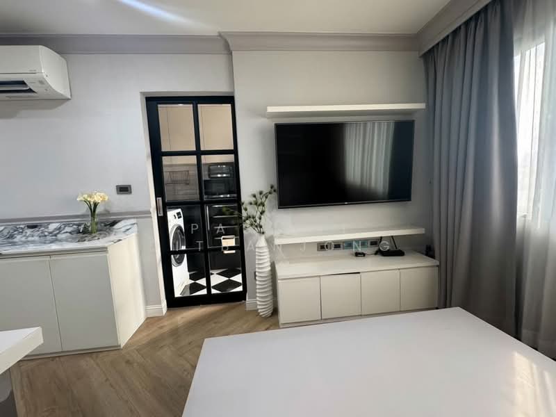 Condo One Sathorn, Bangkok, Yenakat, Chong Nonsi, Yan Nawa, Bangkok, 1 Bedroom, 30 sqm, Condo For Sale, by Pasupit Ditbanjong, 500338929 - DDproperty.com