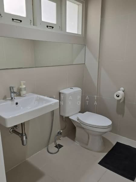 4-BR Townhouse, Bangkok, Saphan Song, Wang Thonglang, Bangkok, 4 Bedrooms, 112 sqm, Townhouse For Sale, by Nattapat Reunyota, 500338938 - DDproperty.com