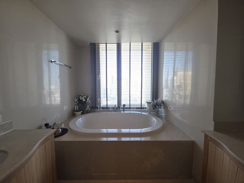 The Empire Place, Bangkok, 88 Narathiwatratchanakharin Road, Thung Maha Mek, Sathon, Bangkok, 3 Bedrooms, 156 sqm, Condo For Rent, by Kanchana Praneewong, 500338966 - DDproperty.com