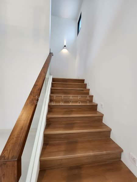 Tararom Ramkhamhaeng 9, Bangkok, Soi Thararom, Hua Mak, Bang Kapi, Bangkok, 4 Bedrooms, 416 sqm, Single Detached House For Sale, by Nattapat Reunyota, 500338970 - DDproperty.com