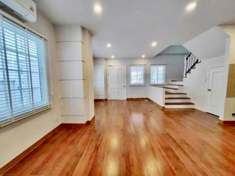 พลัส พาร์ค อเวนิว ลาซาล : Plus Park Avenue Lasalle - Srinakarin, กรุงเทพ, บางนาใต้, บางนา, บางนา, กรุงเทพ, 320 ตร.ม., ทาวน์เฮ้าส์ ให้เช่า, โดย ERA Holding (Thailand) Co., Ltd., 500338976 - DDproperty.com