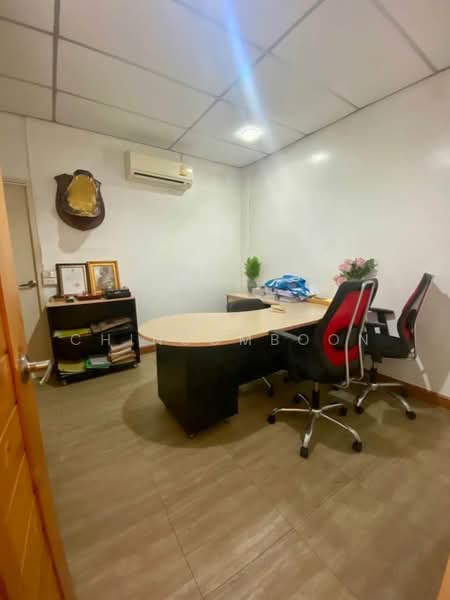 2-BR Townhouse, Bangkok, Samae Dam, Bang Khun Thian, Bangkok, 2 Bedrooms, 141 sqm, Townhouse For Rent, by Tarit Chinsomboon, 500338990 - DDproperty.com
