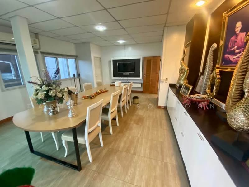 2-BR Townhouse, Bangkok, Samae Dam, Bang Khun Thian, Bangkok, 2 Bedrooms, 141 sqm, Townhouse For Rent, by Tarit Chinsomboon, 500338990 - DDproperty.com