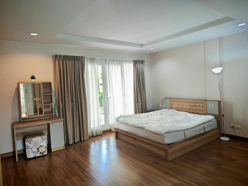 Baan Klang Krung Rama 3 : บ้านกลางกรุง พระราม 3, กรุงเทพ, ถนน ยานนาวา, ช่องนนทรี, ยานนาวา, กรุงเทพ, 280 ตร.ม., ทาวน์เฮ้าส์ ให้เช่า, โดย Tarit Chinsomboon, 500338996 - DDproperty.com