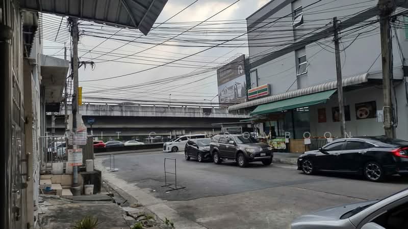ทาวน์เฮ้าส์ 3-ห้องนอน, กรุงเทพ, ศาลาธรรมสพน์, ทวีวัฒนา, กรุงเทพ, 204 ตร.ม., ทาวน์เฮ้าส์ ให้เช่า, โดย Tarit Chinsomboon, 500339070 - DDproperty.com