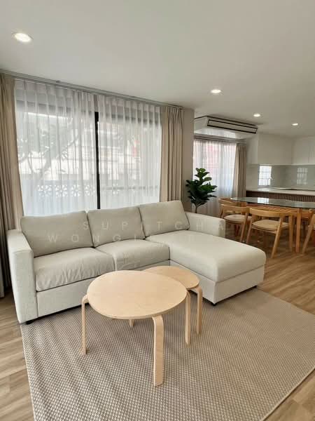 บ้าน 4-ห้องนอน, กรุงเทพ, สีลม, บางรัก, กรุงเทพ, 445 ตร.ม., บ้านเดี่ยว ให้เช่า, โดย Supitcha Wongisaraseri, 500339104 - DDproperty.com