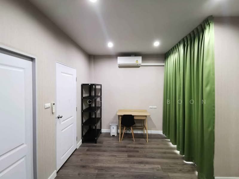 undefined, Bangkok, Thab Yao, Lat Krabang, Bangkok, 4 Bedrooms, 145 sqm, Townhouse For Rent, by Tarit Chinsomboon, 500339107 - DDproperty.com