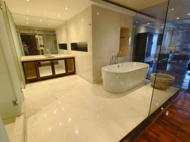 State Tower, Bangkok, 1055 Silom Road, Silom, Bang Rak, Bangkok, 2 Bedrooms, 267 sqm, Condo For Sale, by Pasupit Ditbanjong, 500339135 - DDproperty.com