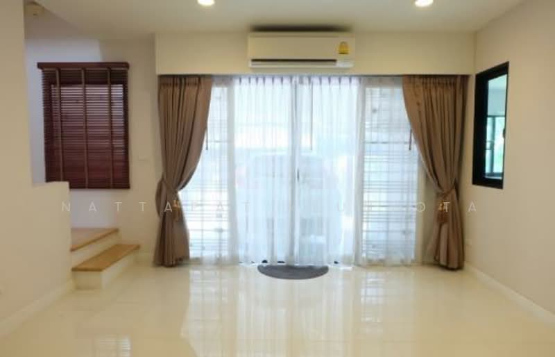 Baan Klang Muang Rama 2 – Bhuddhabucha, Bangkok, Phutthabucha Road, Bangmot, Chom Thong, Bangkok, 4 Bedrooms, 325 sqm, Townhouse For Sale, by Nattapat Reunyota, 500339138 - DDproperty.com