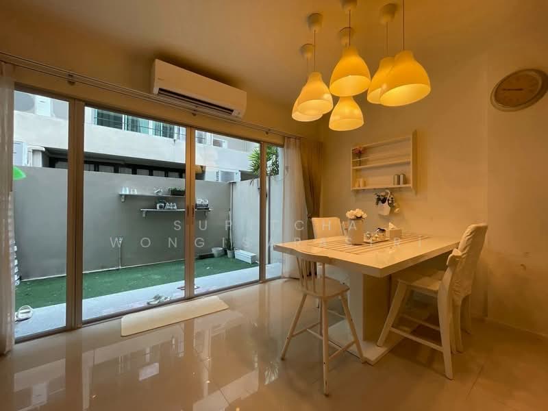 Noble Cube Pattanakarn, Bangkok, Phatthanakan Road, Suan Luang, Bangkok, 3 Bedrooms, 200 sqm, Townhouse For Rent, by Supitcha Wongisaraseri, 500339142 - DDproperty.com